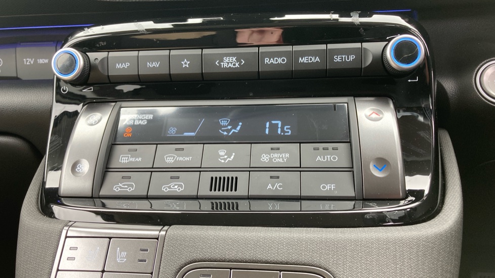 Hyundai INSTER 85kW 02 49kWh 5dr Auto Electric Hatchback - Image 32