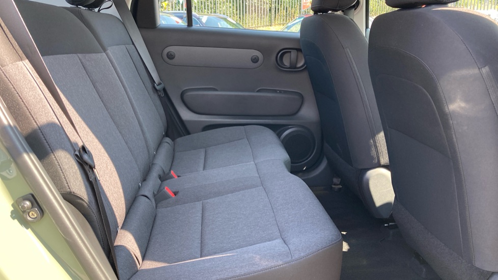 Hyundai INSTER 85kW 01 49kWh 5dr Auto Electric Hatchback - Image 16