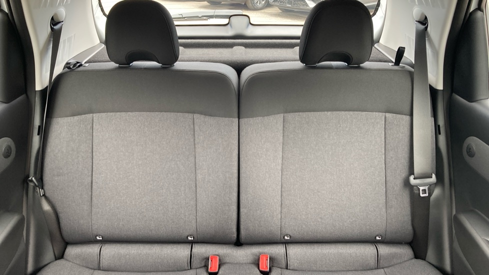 Hyundai INSTER 85kW 01 49kWh 5dr Auto Electric Hatchback - Image 15