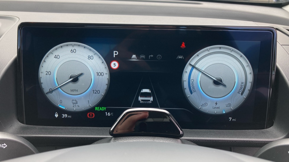 Hyundai INSTER 85kW 01 49kWh 5dr Auto Electric Hatchback - Image 18
