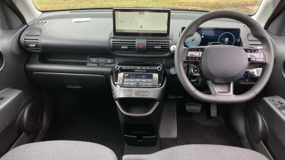 Hyundai INSTER 85kW 01 49kWh 5dr Auto Electric Hatchback - Image 10