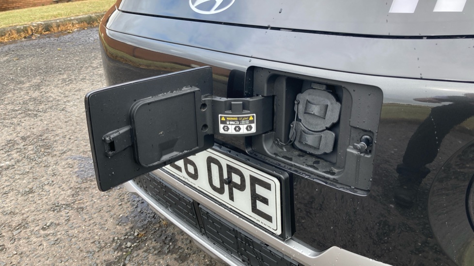 Hyundai INSTER 85kW 01 49kWh 5dr Auto Electric Hatchback - Image 22