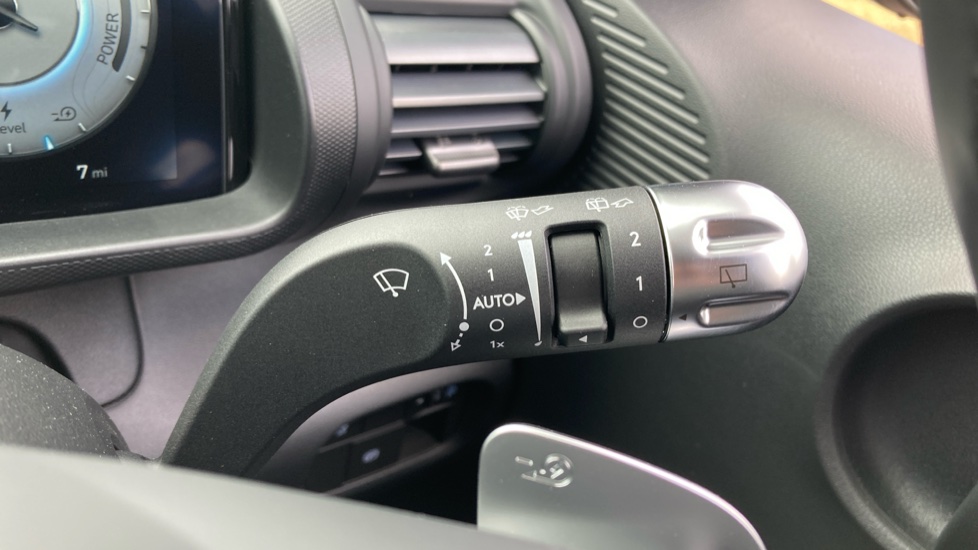 Hyundai INSTER 85kW 01 49kWh 5dr Auto Electric Hatchback - Image 34