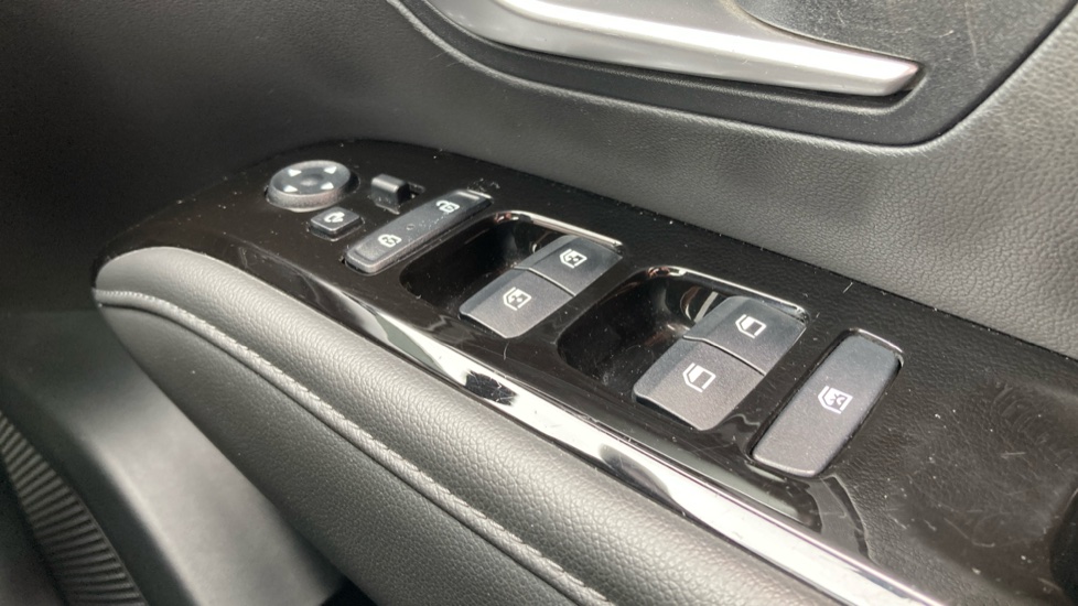 Hyundai TUCSON 1.6 TGDi SE Connect 5dr 2WD Petrol Estate - Image 26