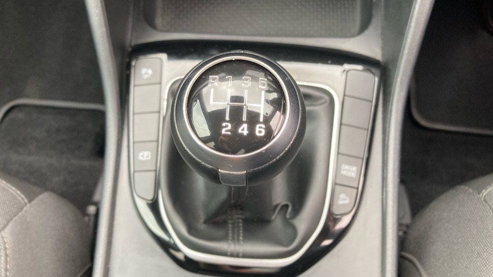 Hyundai TUCSON 1.6 TGDi SE Connect 5dr 2WD Petrol Estate - Image 31