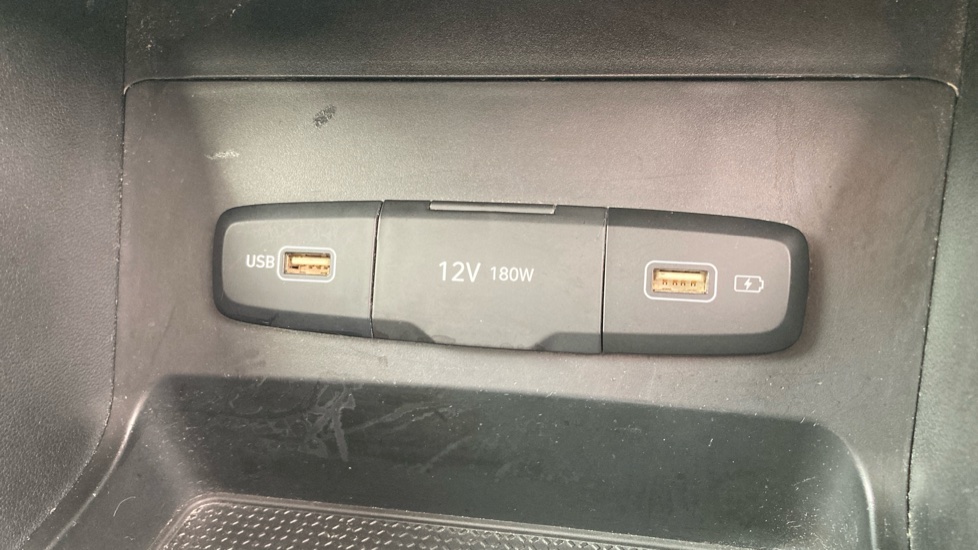 Hyundai TUCSON 1.6 TGDi SE Connect 5dr 2WD Petrol Estate - Image 35