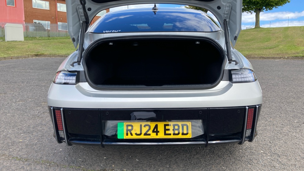 Hyundai IONIQ 6 239kW First Edition 77kWh 4dr AWD Auto Electric Saloon - Image 4
