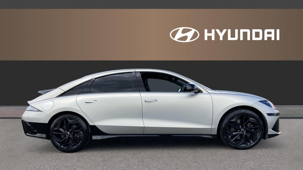 Hyundai IONIQ 6 239kW First Edition 77kWh 4dr AWD Auto Electric Saloon - Image 5