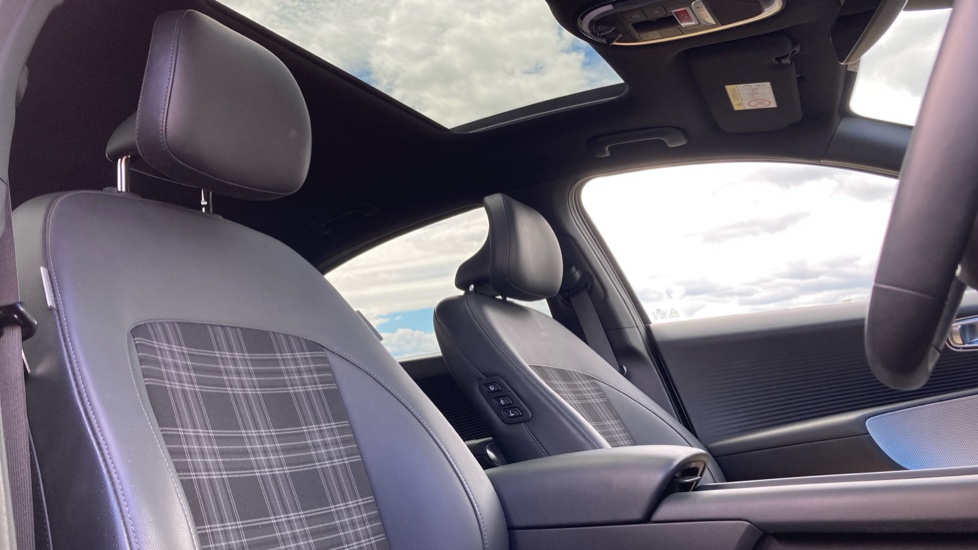 Hyundai IONIQ 6 239kW First Edition 77kWh 4dr AWD Auto Electric Saloon - Image 28