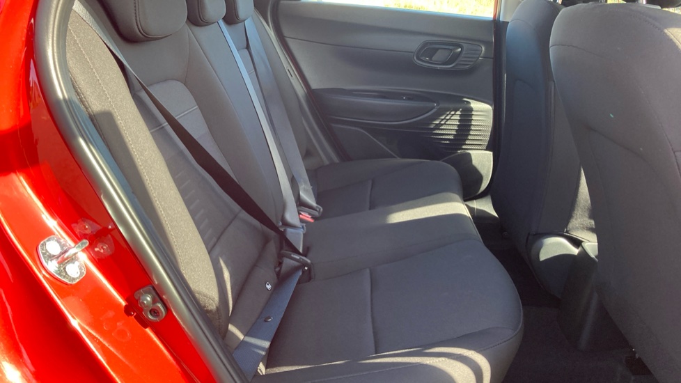 Hyundai BAYON 1.0 TGDi Advance 5dr Petrol Hatchback - Image 16