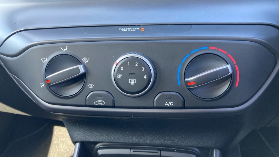 Hyundai BAYON 1.0 TGDi Advance 5dr Petrol Hatchback - Image 36