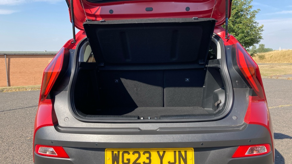 Hyundai BAYON 1.0 TGDi [120] 48V MHEV Premium 5dr DCT Petrol Hatchback - Image 4