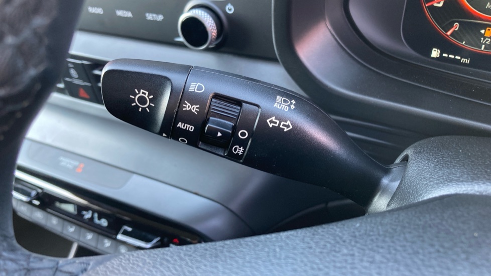 Hyundai BAYON 1.0 TGDi [120] 48V MHEV Premium 5dr DCT Petrol Hatchback - Image 31