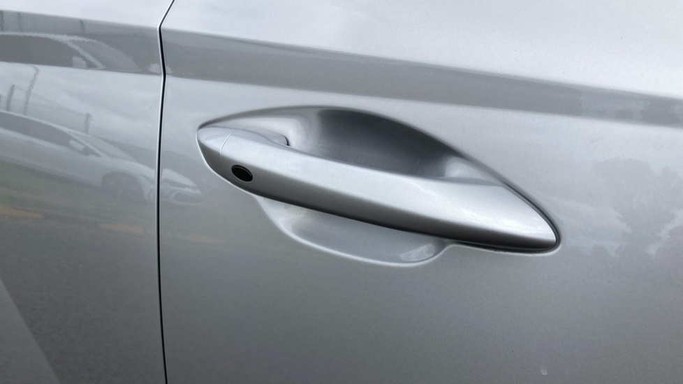 Hyundai TUCSON 1.6 TGDi Premium 5dr 2WD Petrol Estate - Image 25