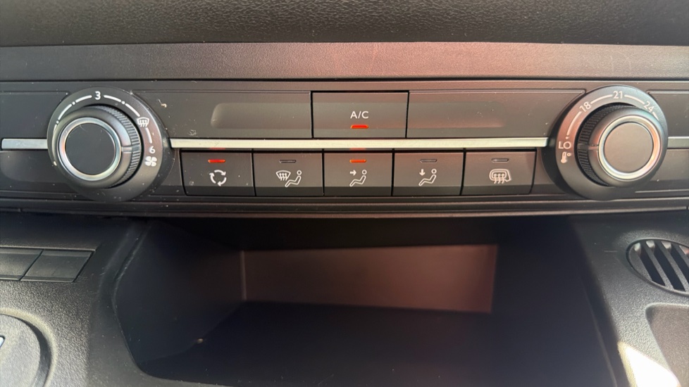 Peugeot Partner Standard Diesel 1.5 BlueHDi 100 Professional Van - Image 26