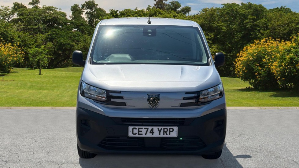 Peugeot Partner Standard Diesel 1.5 BlueHDi 100 Professional Van - Image 8