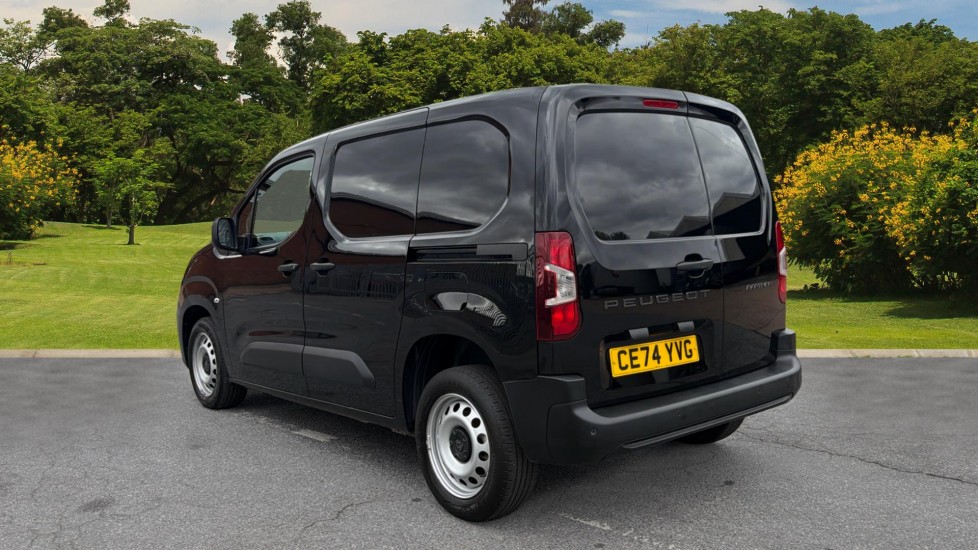 Peugeot Partner Standard Diesel 1.5 BlueHDi 100 Professional Van - Image 2