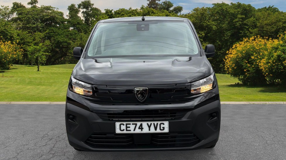 Peugeot Partner Standard Diesel 1.5 BlueHDi 100 Professional Van - Image 8