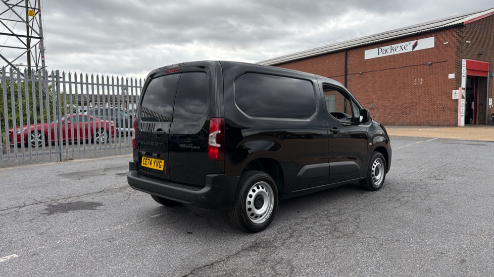 Peugeot Partner Standard Diesel 1.5 BlueHDi 100 Professional Van - Image 10