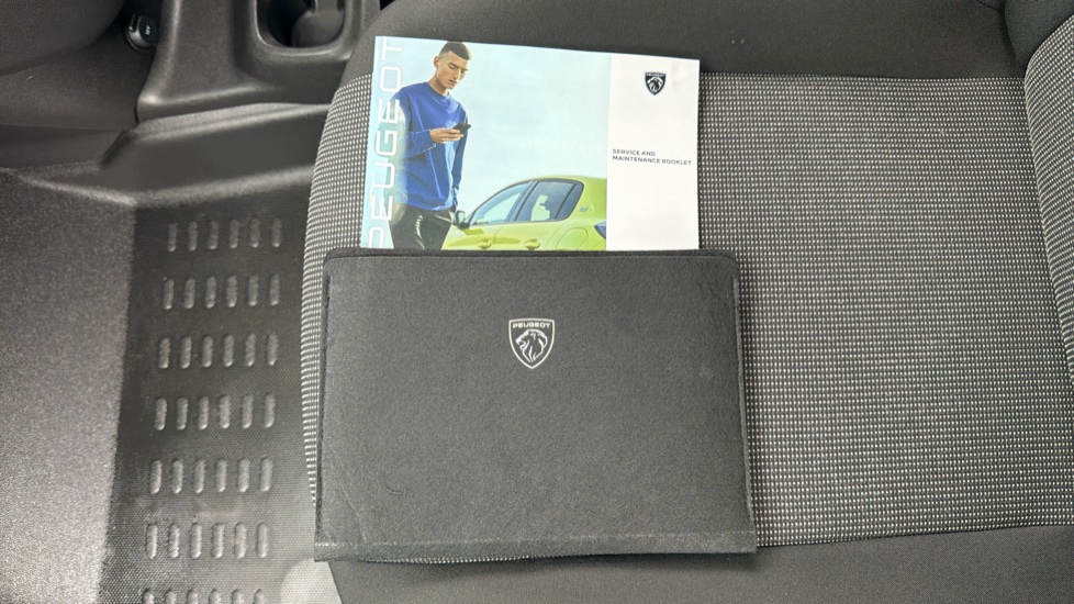 Peugeot Partner Standard Diesel 1.5 BlueHDi 100 Professional Van - Image 24