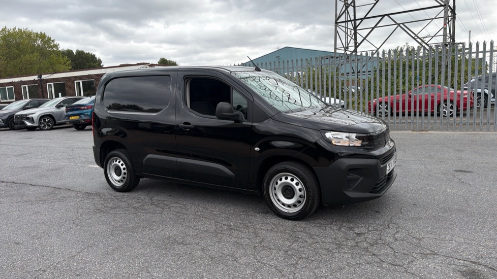 Peugeot Partner Standard Diesel 1.5 BlueHDi 100 Professional Van - Image 41