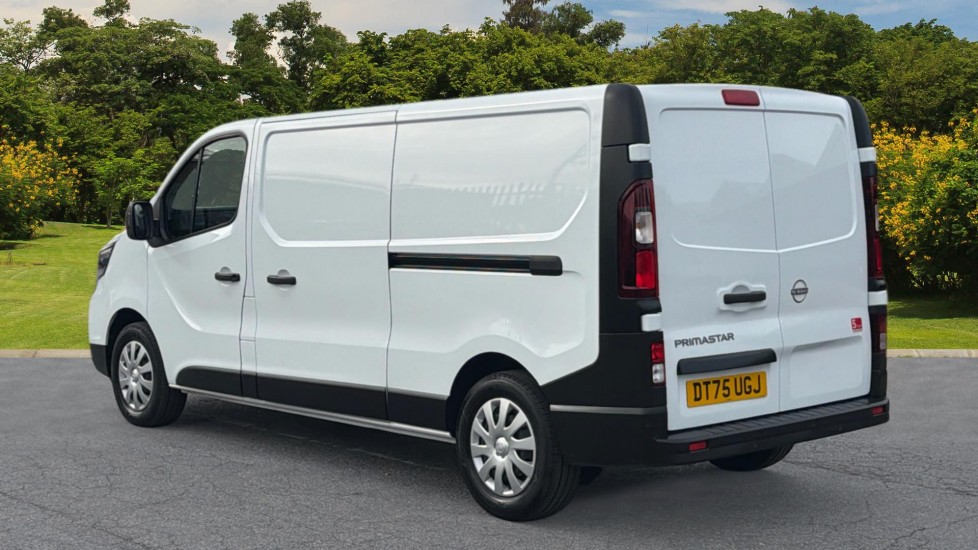 Nissan Primastar 30 L1 Diesel 2.0 dCi 110ps H1 Acenta Van - Image 2