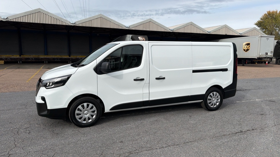 Nissan Primastar 30 L1 Diesel 2.0 dCi 110ps H1 Acenta Van - Image 24