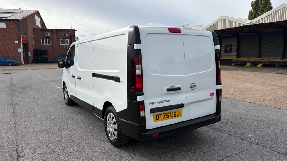 Nissan Primastar 30 L1 Diesel 2.0 dCi 110ps H1 Acenta Van - Image 25