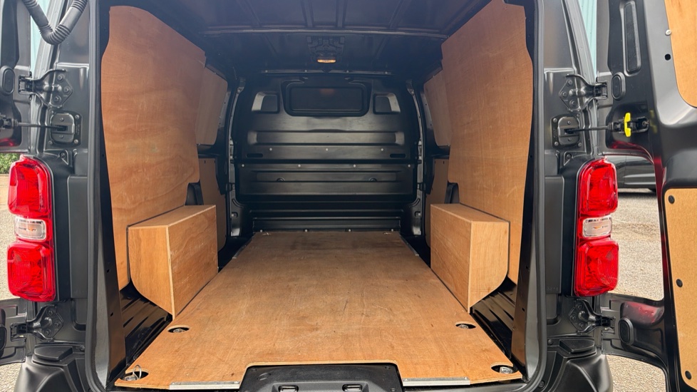 Vauxhall Vivaro L2 Diesel 2.0 Turbo D 145 Prime H1 Van Auto - Image 12