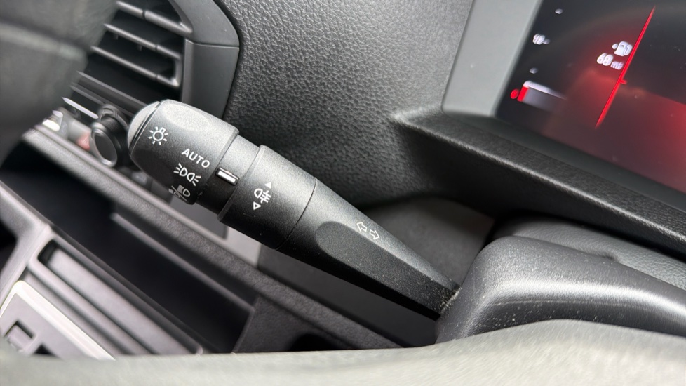 Vauxhall Vivaro L2 Diesel 2.0 Turbo D 145 Prime H1 Van Auto - Image 25