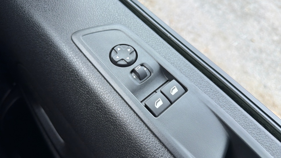 Vauxhall Vivaro L2 Diesel 2.0 Turbo D 145 Prime H1 Van Auto - Image 29