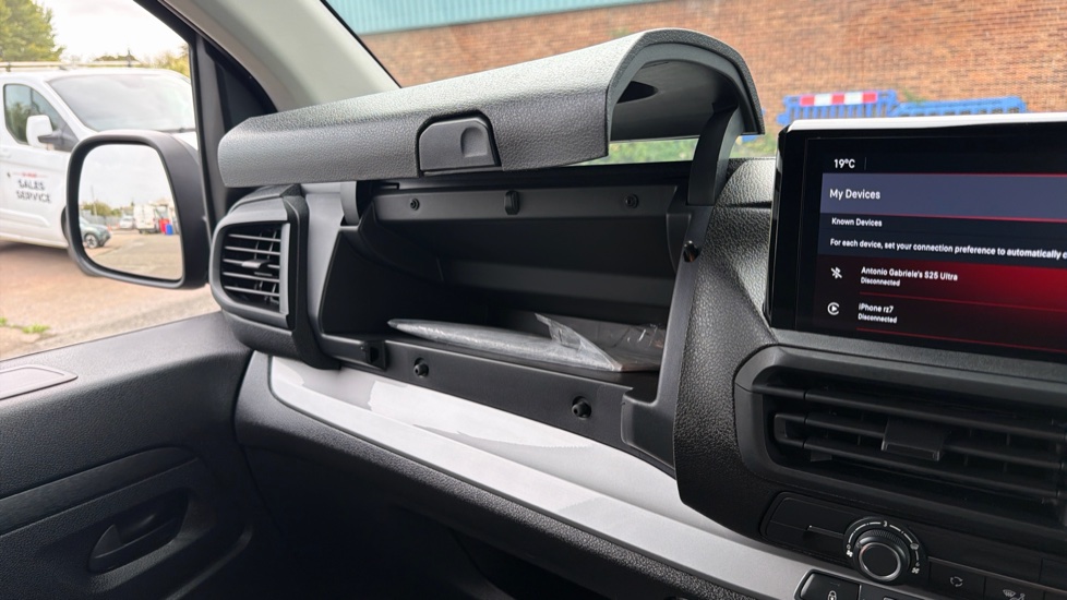 Vauxhall Vivaro L2 Diesel 2.0 Turbo D 145 Prime H1 Van Auto - Image 31
