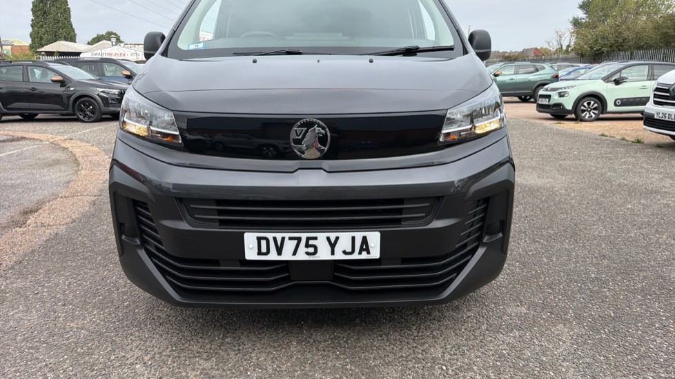 Vauxhall Vivaro L2 Diesel 2.0 Turbo D 145 Prime H1 Van Auto - Image 35