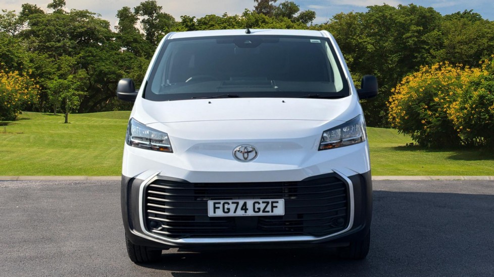 Toyota Proace L2 Diesel 2.0D 145 Icon Van - Image 8