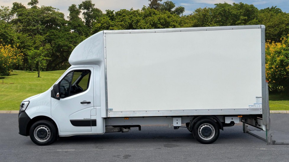 Renault Master Lwb Diesel Fwd LL35 ENERGYdCi 145 Business Luton Box Van [20m3] - Image 4