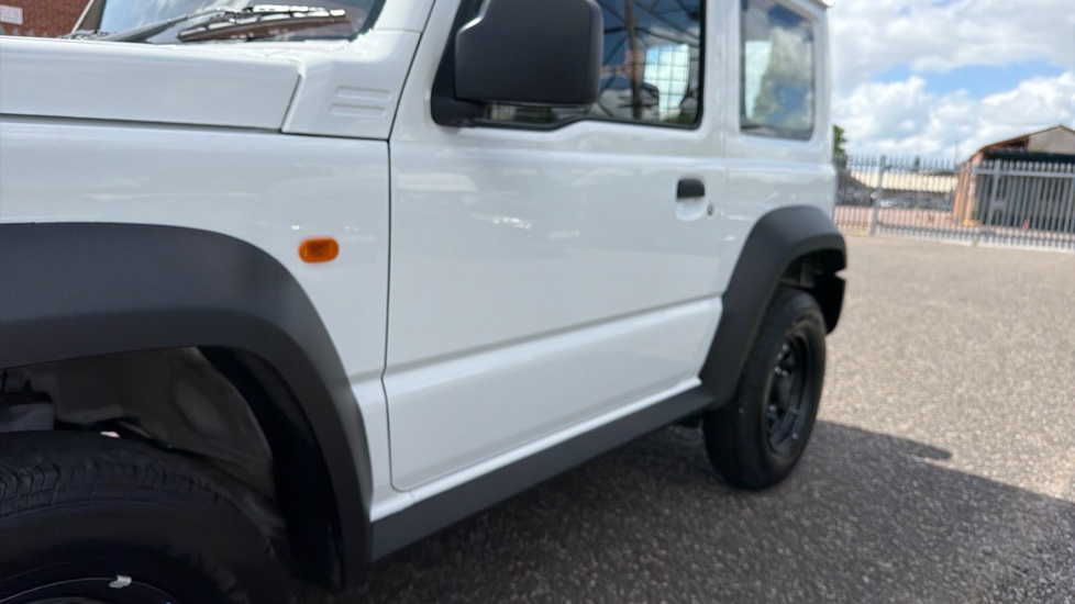 Suzuki Jimny Petrol 1.5 ALLGRIP Commercial 4WD Estate - Image 40
