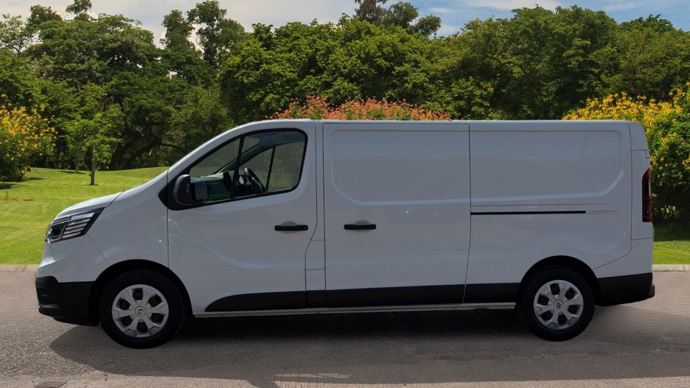 Renault Trafic Lwb Diesel LL30 Blue dCi 130 Advance [Safety] Van - Image 4