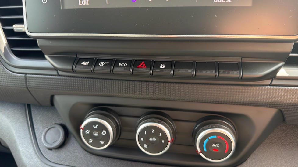 Renault Trafic Lwb Diesel LL30 Blue dCi 130 Advance [Safety] Van - Image 26