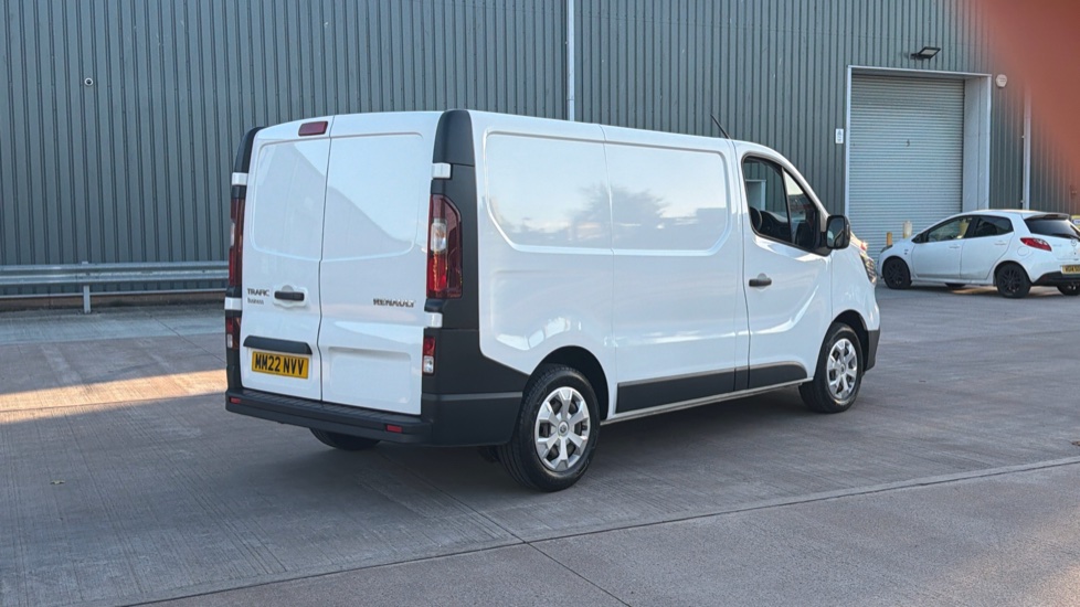 Renault Trafic Swb Diesel SL28 Blue dCi 130 Business Van - Image 10