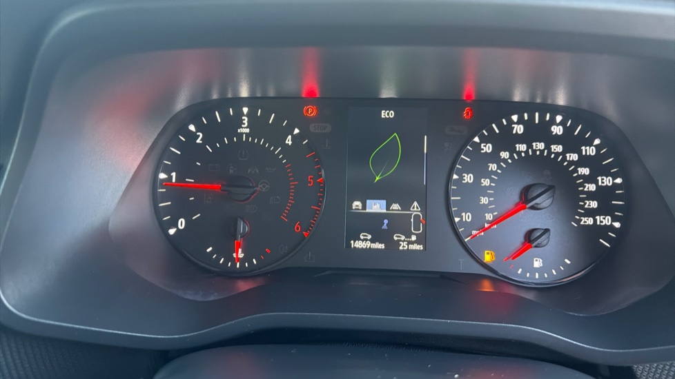 Renault Trafic Swb Diesel SL28 Blue dCi 130 Business Van - Image 19