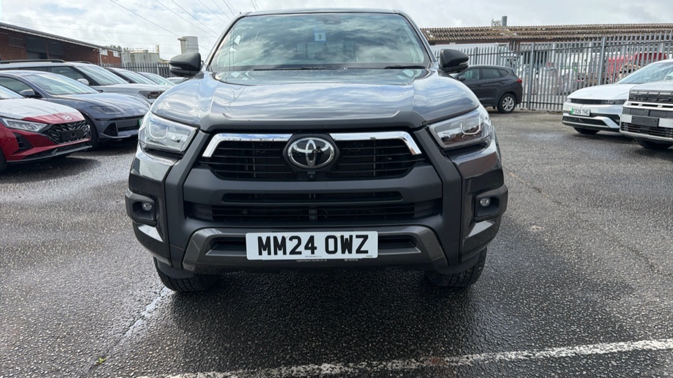 Toyota Hilux Diesel Invincible X D/Cab Pick Up 2.8 D-4D Auto - Image 38