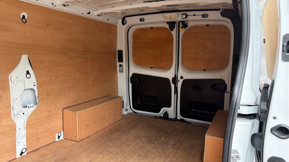 Renault Trafic Lwb Diesel LL30 Blue dCi 130 Business+ Van - Image 14