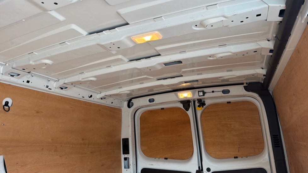 Renault Trafic Lwb Diesel LL30 Blue dCi 130 Business+ Van - Image 42