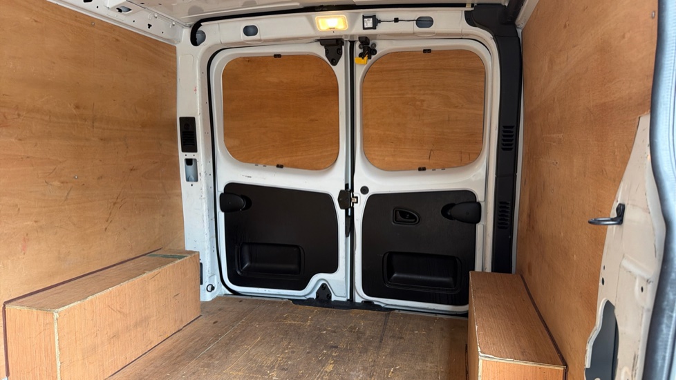 Renault Trafic Lwb Diesel LL30 Blue dCi 130 Business+ Van - Image 43