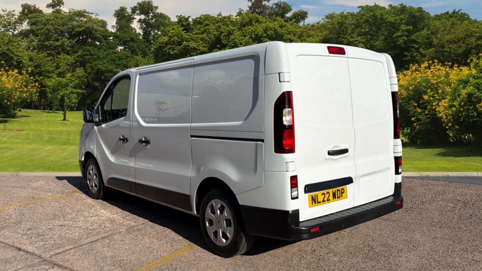 Renault Trafic Swb Diesel SL28 Blue dCi 130 Business+ Van - Image 2