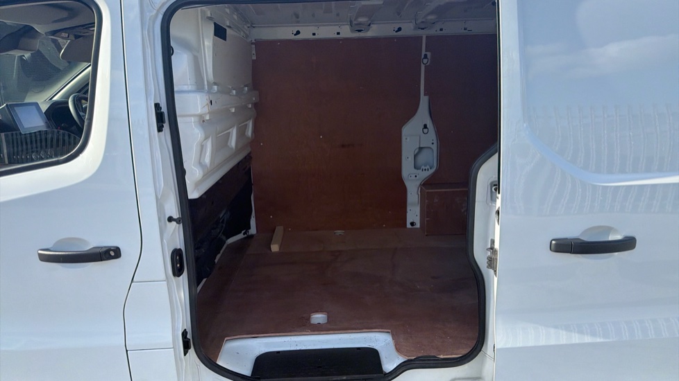 Renault Trafic Swb Diesel SL28 Blue dCi 130 Business+ Van - Image 5