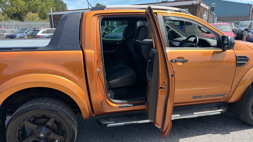 Ford Ranger Diesel Pick Up Double Cab Wildtrak 2.0 EcoBlue 213 Auto - Image 5
