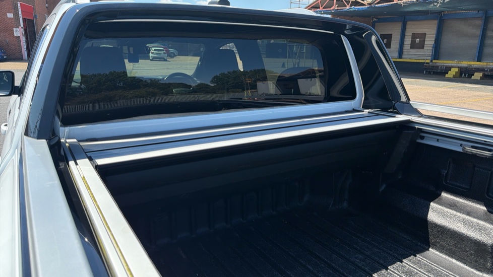 Ford Ranger Diesel Pick Up D/Cab Platinum 3.0 EcoBlue V6 240 Auto - Image 18