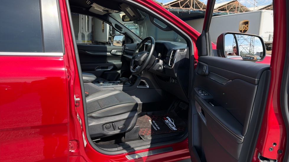 Ford Ranger Diesel Pick Up D/Cab Platinum 3.0 EcoBlue V6 240 Auto - Image 6