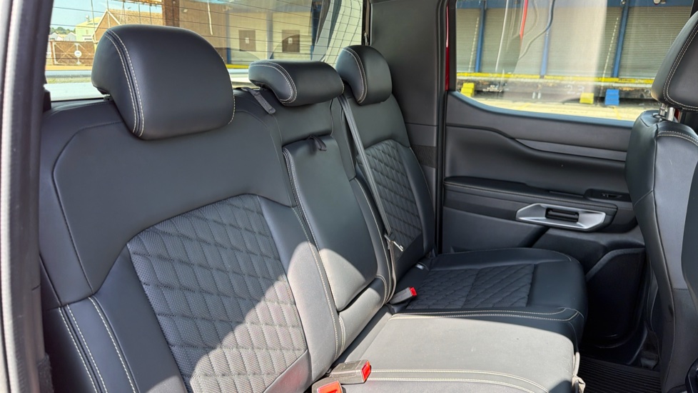 Ford Ranger Diesel Pick Up D/Cab Platinum 3.0 EcoBlue V6 240 Auto - Image 14